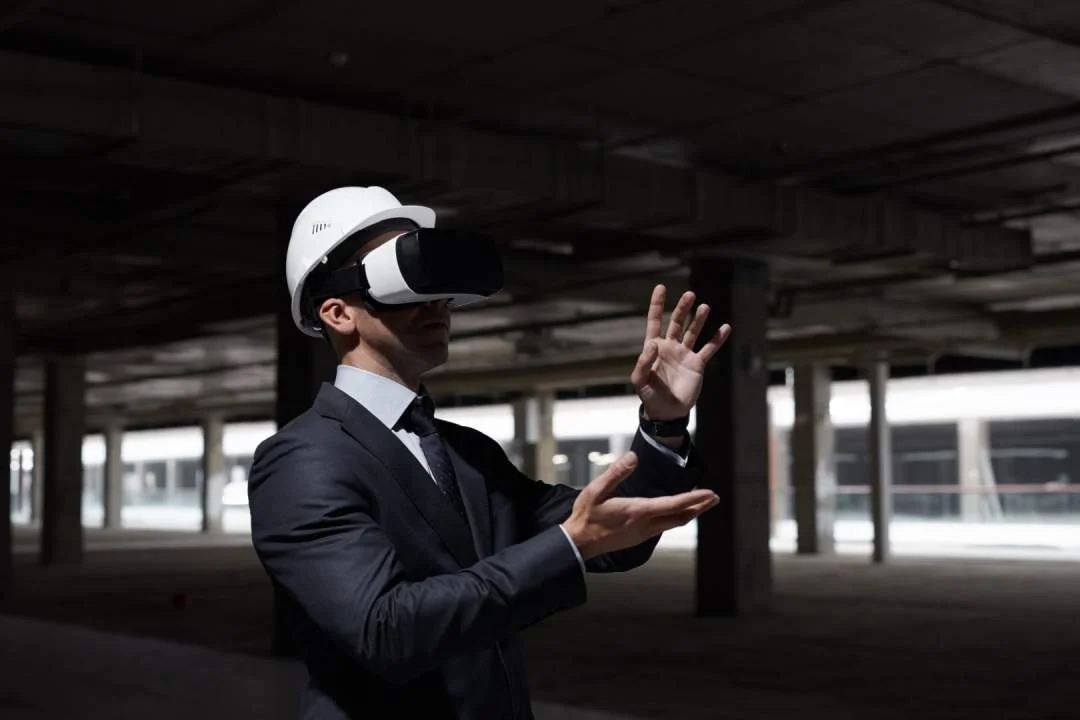 video immobiliere presenter avec un casque de realite virtuelle video immobiliere presenter avec un casque de realite virtuelle